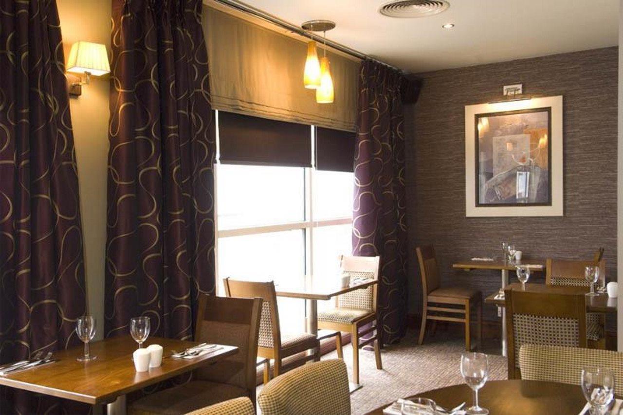 Premier Inn Manchester City Centre Extérieur photo