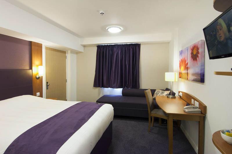 Premier Inn Manchester City Centre Extérieur photo